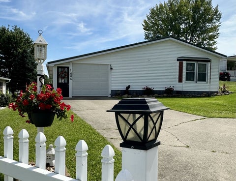Mobile Home For Sale - 606 Lark Ln. Ln<br/> Washington, PA 15613