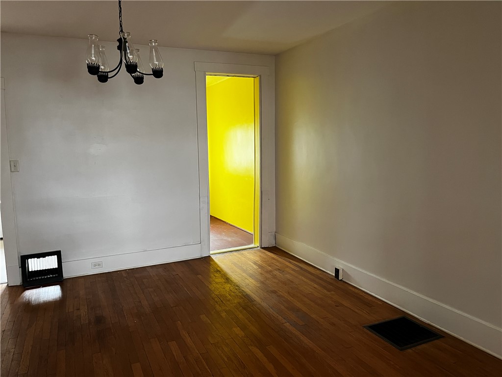 Carrick, Pennsylvania 15227, United States, 2 Bedrooms Bedrooms, ,1 BathroomBathrooms,Residential,Active,195366