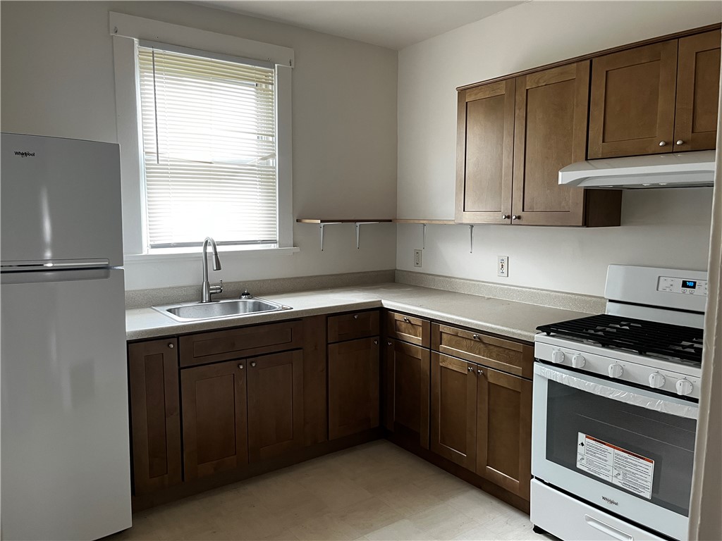 Carrick, Pennsylvania 15227, United States, 2 Bedrooms Bedrooms, ,1 BathroomBathrooms,Residential,Active,195366