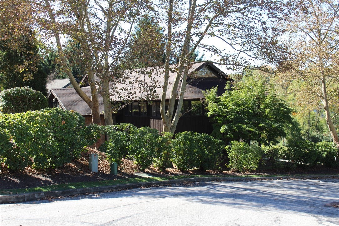2275 Swallow Hill Rd
