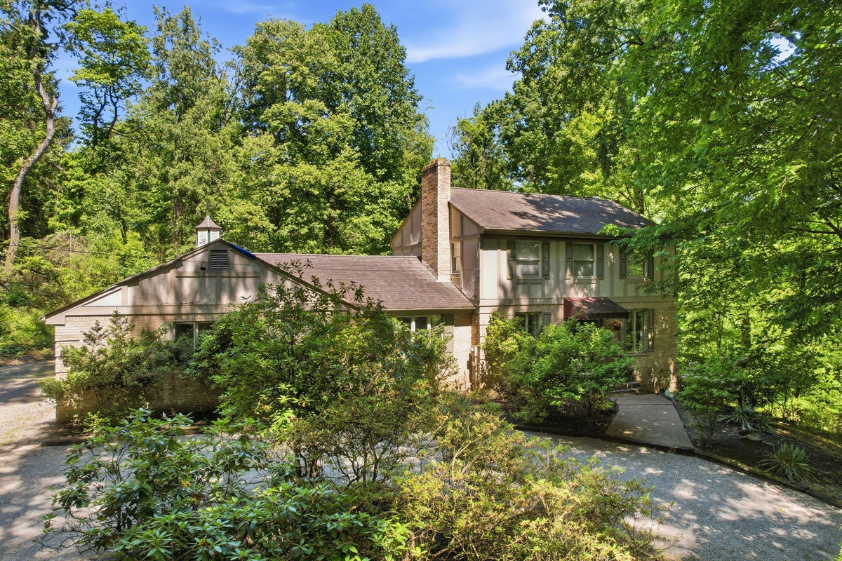 571 Flower Hill Lane