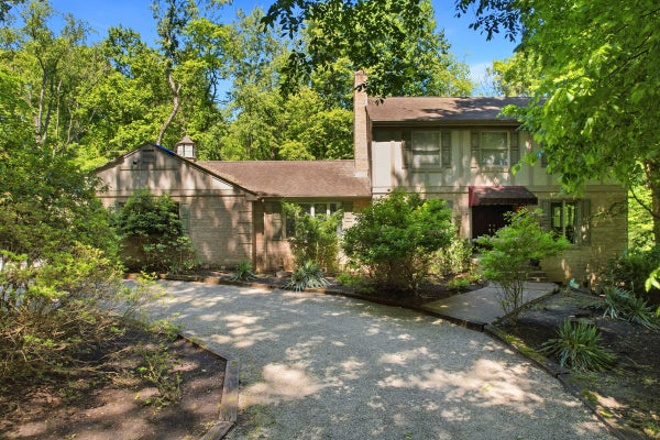 571 FLOWER HILL LN, PITTSBURGH, PA 15238 - Image 754cddee8fb6df0ce04842825f71e552/3374160804