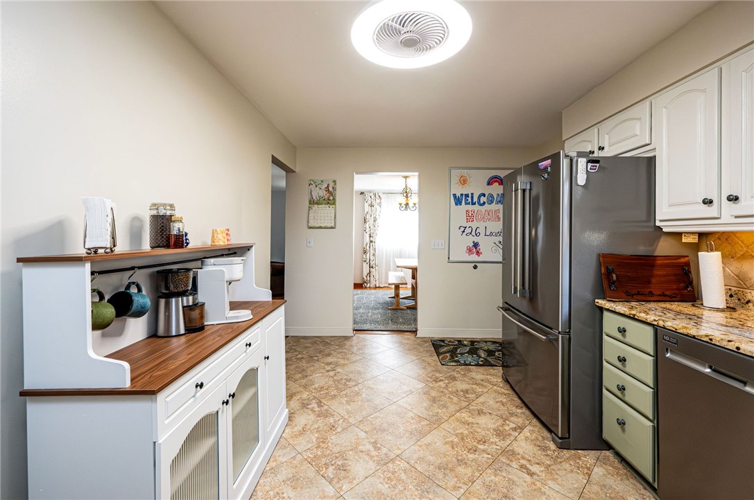 Hempfield Twp - Wml, Pennsylvania 15601, United States, 4 Bedrooms Bedrooms, ,3 BathroomsBathrooms,Residential,Pending,92189