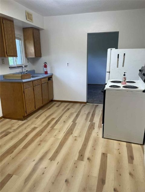 Photo of 199 Broadway, New Kensington, PA 15068 (MLS # 1727728)