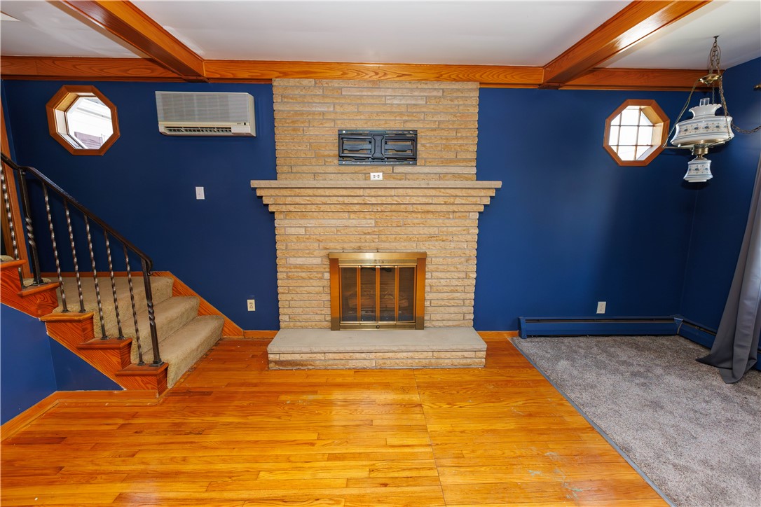 813 Green St St, California, Pennsylvania image 9