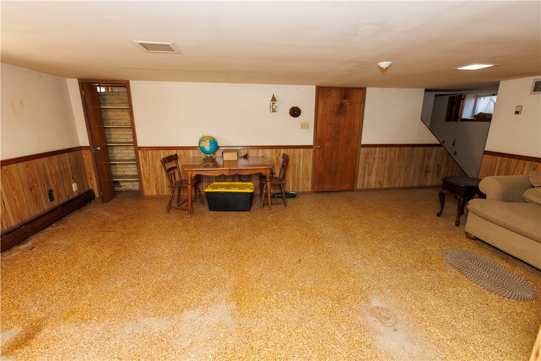 813 Green St St, California, Pennsylvania image 21