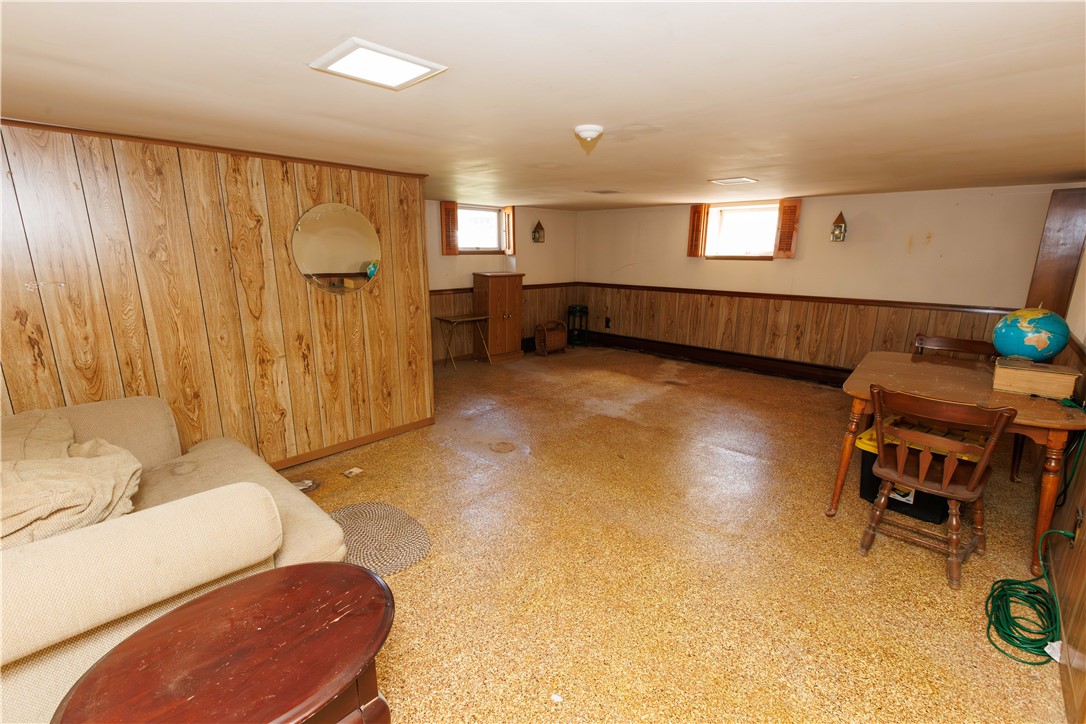 813 Green St St, California, Pennsylvania image 20