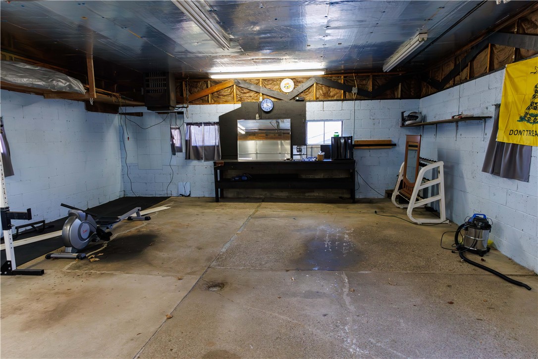 813 Green St St, California, Pennsylvania image 27