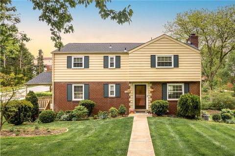 Photo of 1309 Firwood Dr, Pittsburgh, PA 15243 (MLS # 1751575)