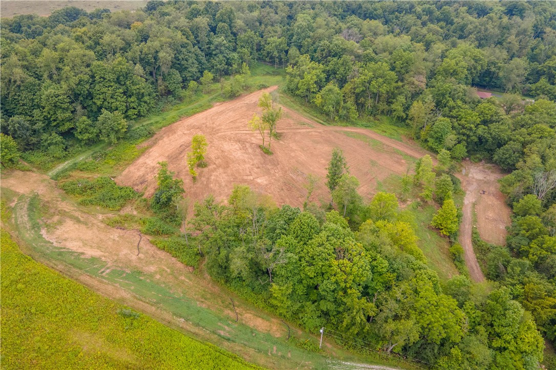 Cecil, Pennsylvania 15057, United States, ,Residential,Active,164385