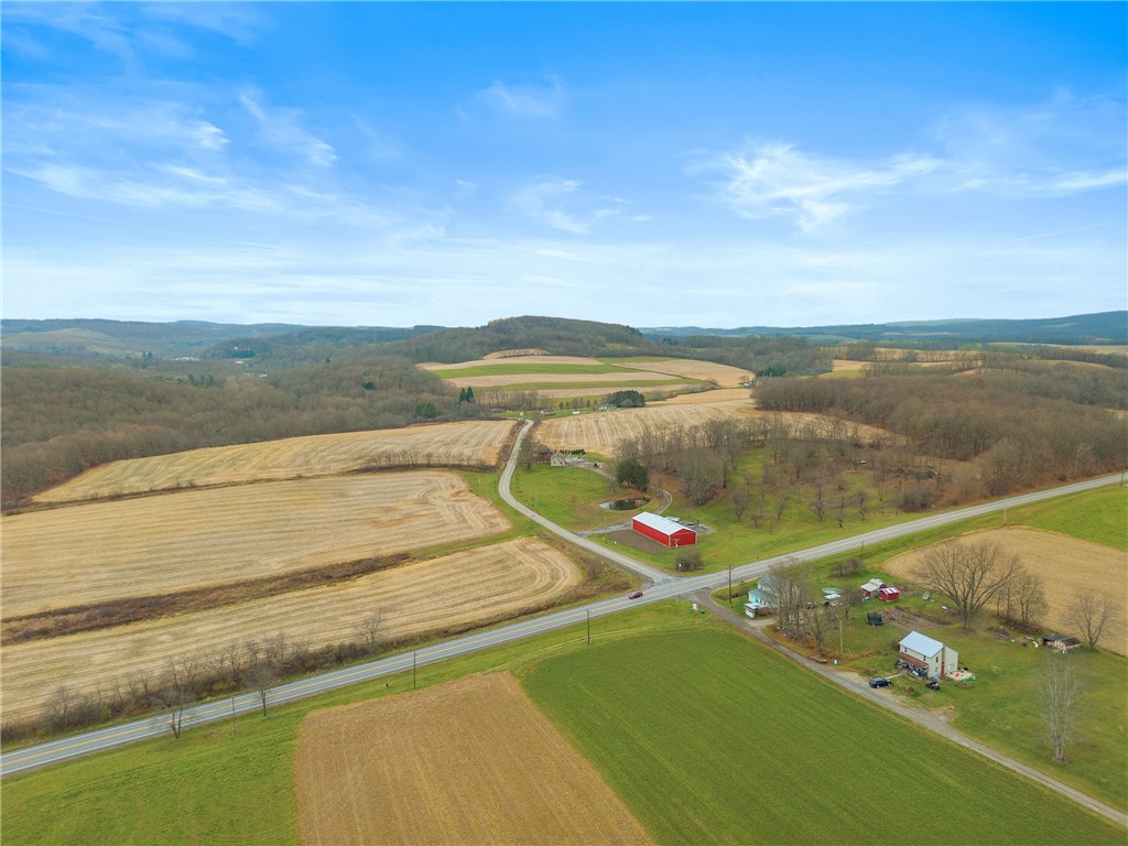 Jenner Twp, Pennsylvania 15541, United States, 4 Bedrooms Bedrooms, ,4 BathroomsBathrooms,Residential,Pending,31891