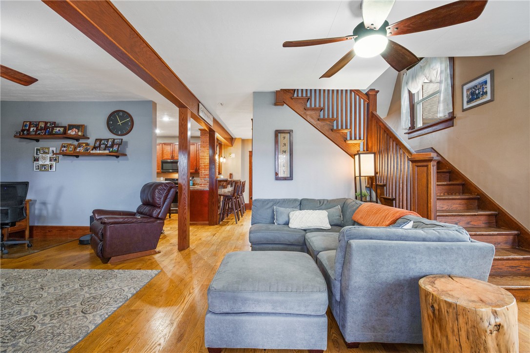 Jenner Twp, Pennsylvania 15541, United States, 4 Bedrooms Bedrooms, ,4 BathroomsBathrooms,Residential,Pending,31891