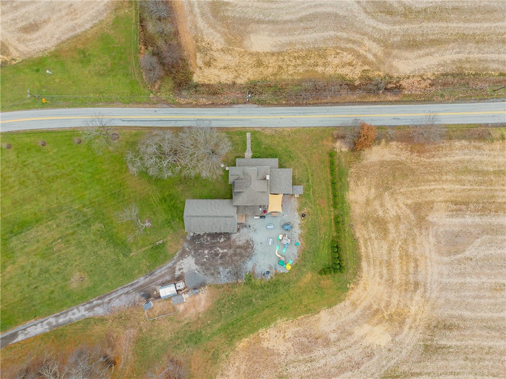 Jenner Twp, Pennsylvania 15541, United States, 4 Bedrooms Bedrooms, ,4 BathroomsBathrooms,Residential,Pending,31891