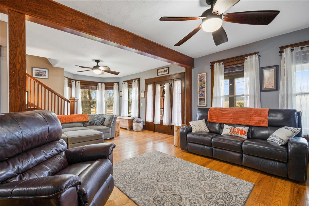 Jenner Twp, Pennsylvania 15541, United States, 4 Bedrooms Bedrooms, ,4 BathroomsBathrooms,Residential,Pending,31891