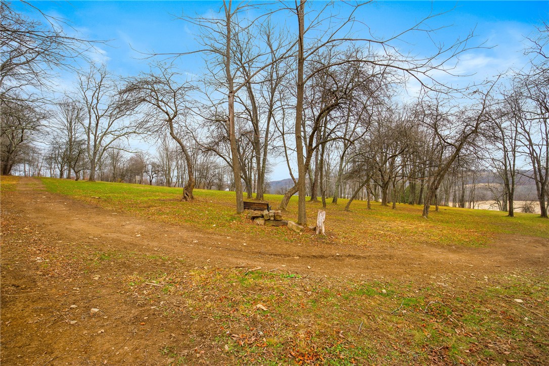 Jenner Twp, Pennsylvania 15541, United States, 4 Bedrooms Bedrooms, ,4 BathroomsBathrooms,Residential,Pending,31891