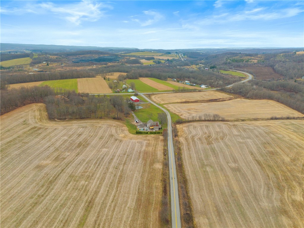 Jenner Twp, Pennsylvania 15541, United States, 4 Bedrooms Bedrooms, ,4 BathroomsBathrooms,Residential,Pending,31891