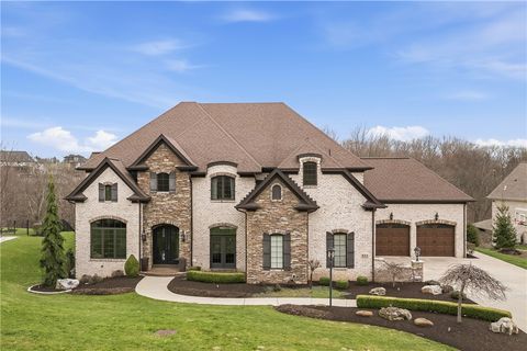 Photo of 511 Langdon Dr, Gibsonia, PA 15044 (MLS # 1747133)