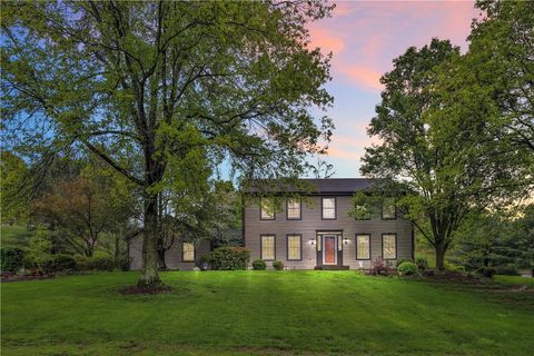 Photo of 3950 Laurel Oak Cir, Murrysville, PA 15668 (MLS # 1750820)