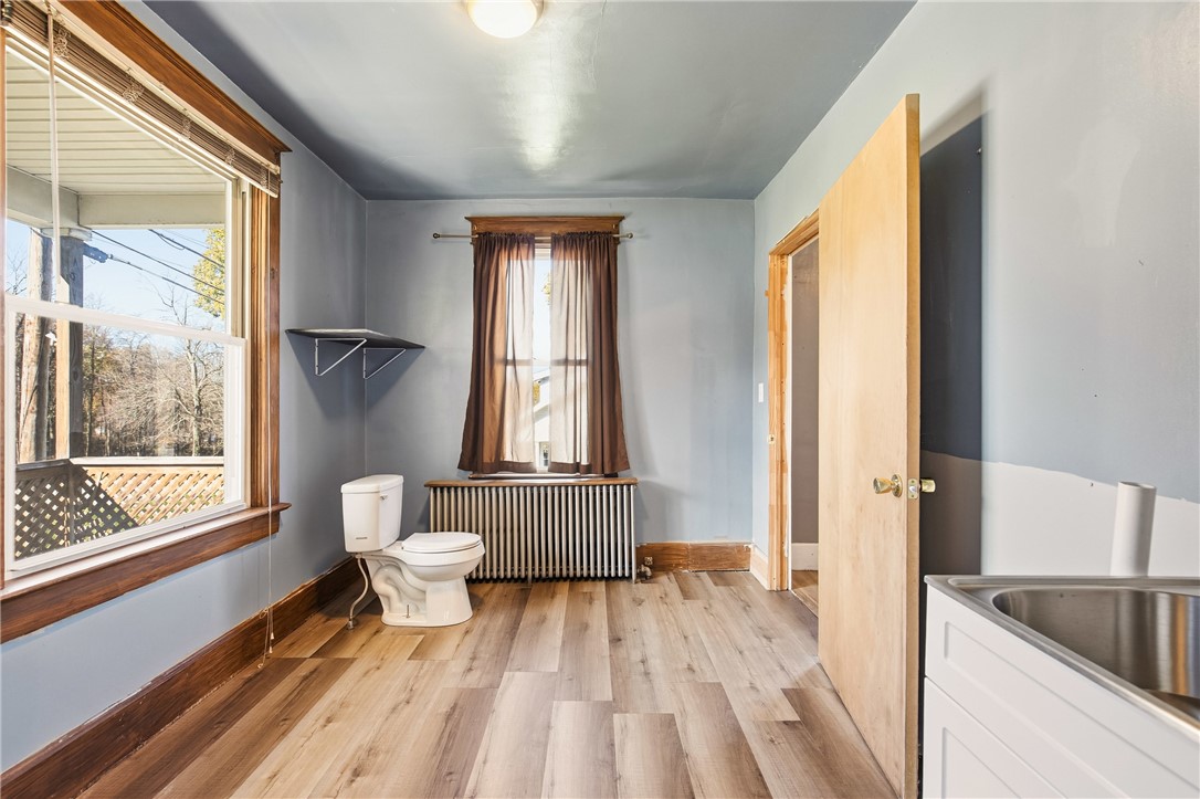 Jenner Twp, Pennsylvania 15563, United States, 2 Bedrooms Bedrooms, ,2 BathroomsBathrooms,Residential,Active,237174