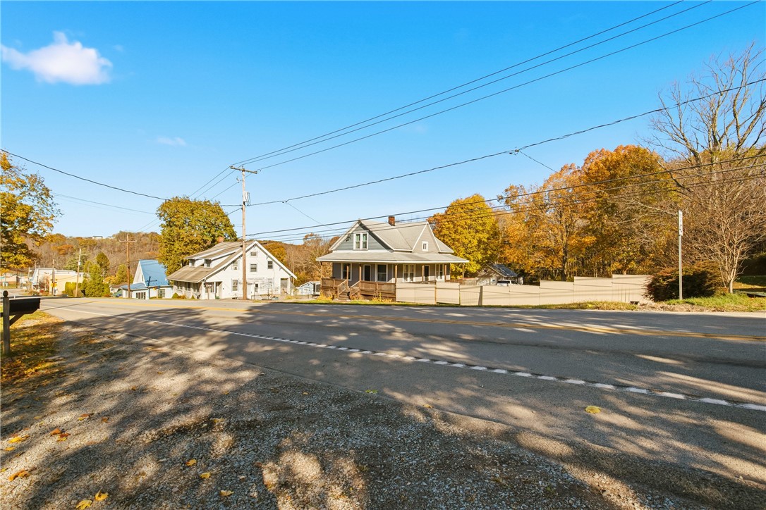 Jenner Twp, Pennsylvania 15563, United States, 2 Bedrooms Bedrooms, ,2 BathroomsBathrooms,Residential,Active,237174