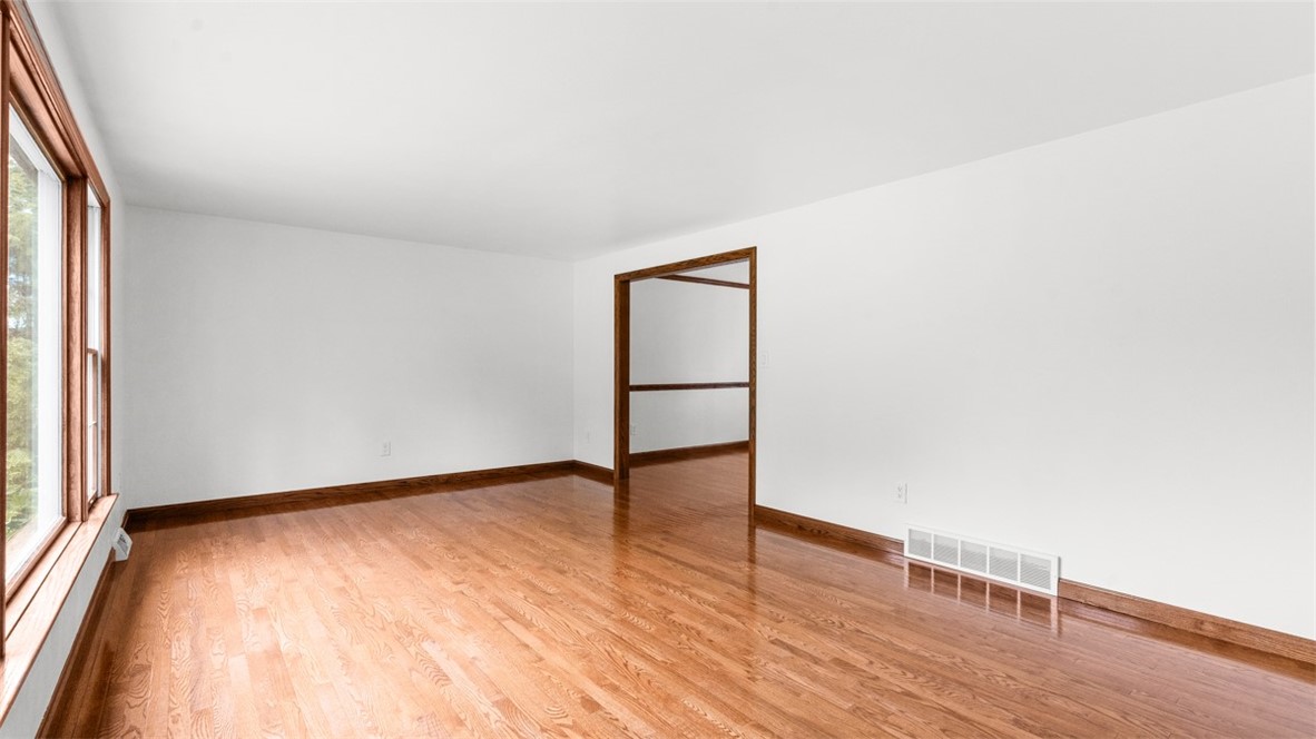 240 La Ray Dr