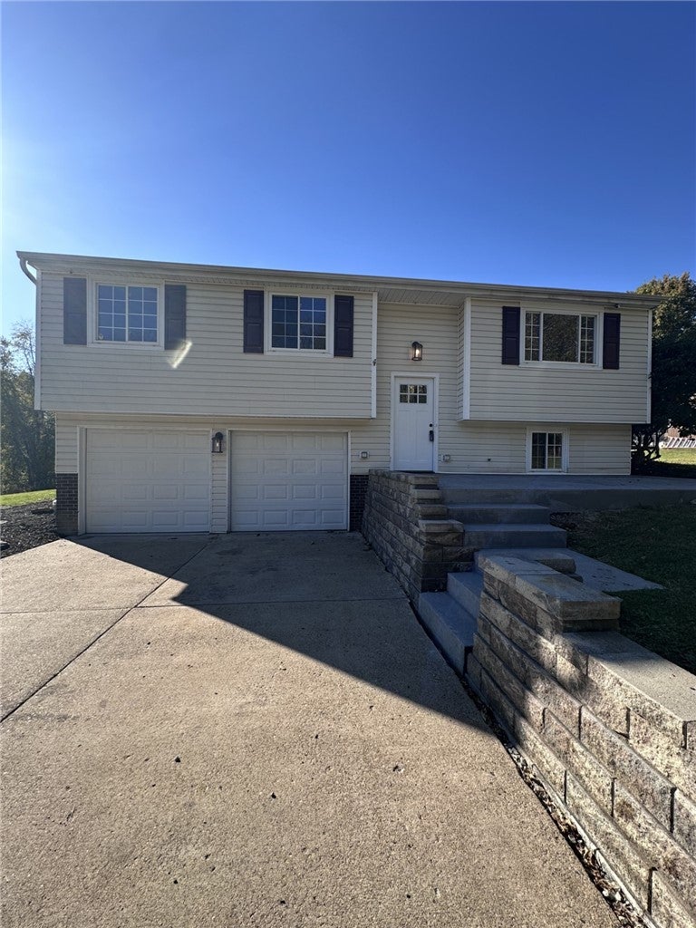 1048 Barnsley Dr