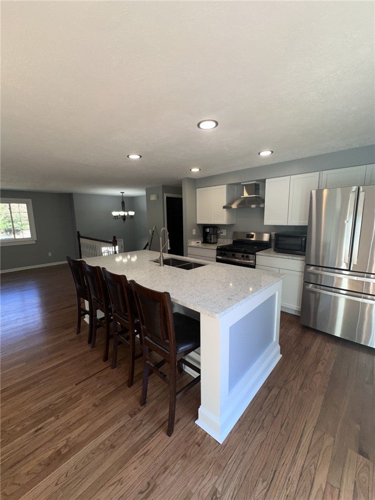 1048 Barnsley Dr