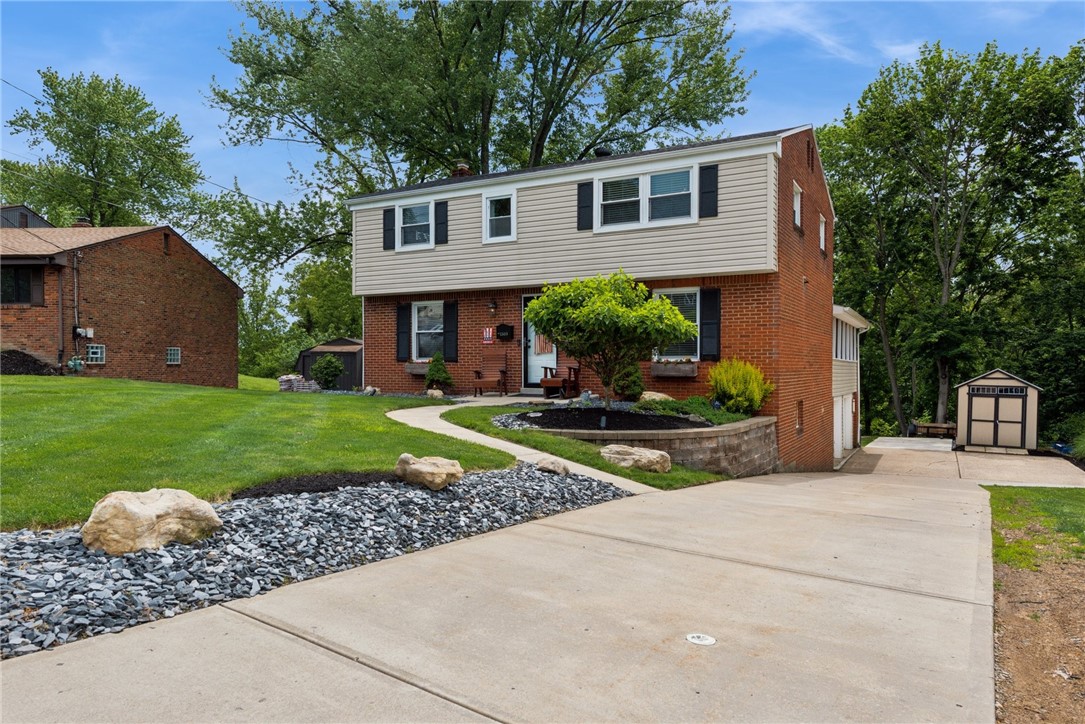 1369 Foxwood Dr Dr, Monroeville, Pennsylvania image 2