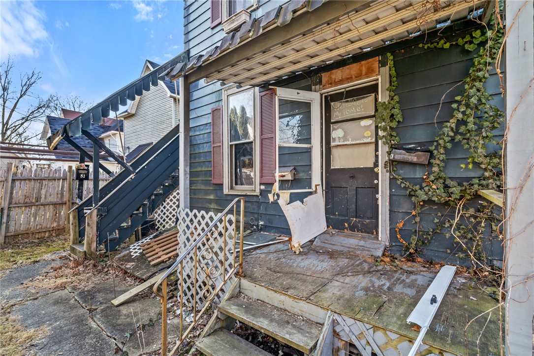 New Castle/2nd, Pennsylvania 16101, United States, 8 Bedrooms Bedrooms, ,Residential,Pending,89459