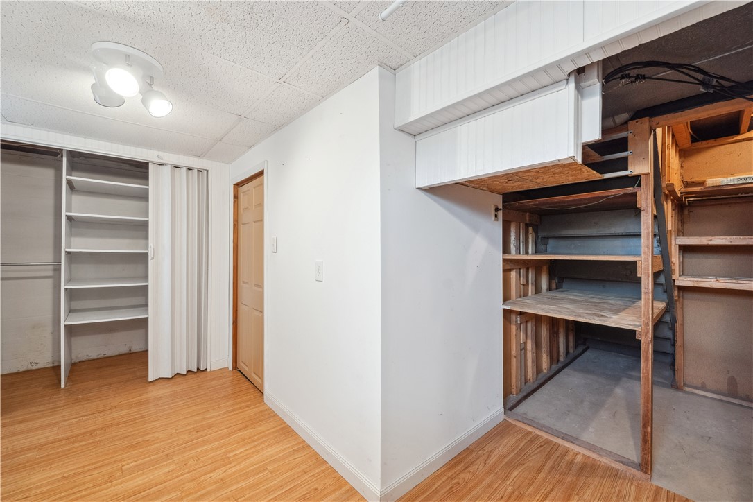 South Strabane, Pennsylvania 15301, United States, 3 Bedrooms Bedrooms, ,3 BathroomsBathrooms,Residential,Contingent,101617