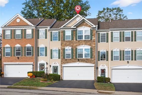 Photo of 1232 Gneiss Dr, Mcdonald, PA 15057 (MLS # 1724819)