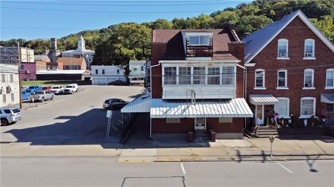 Photo of 114 S Mckean St, Kittanning, PA 16201 (MLS # 1724325)