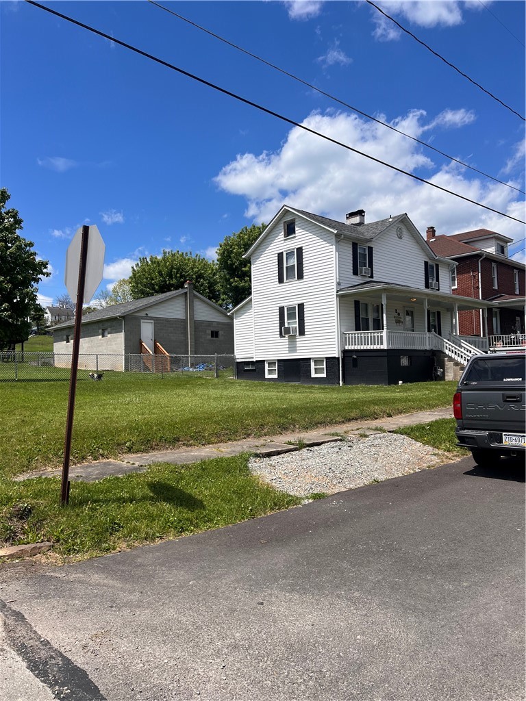 20 Maple Street