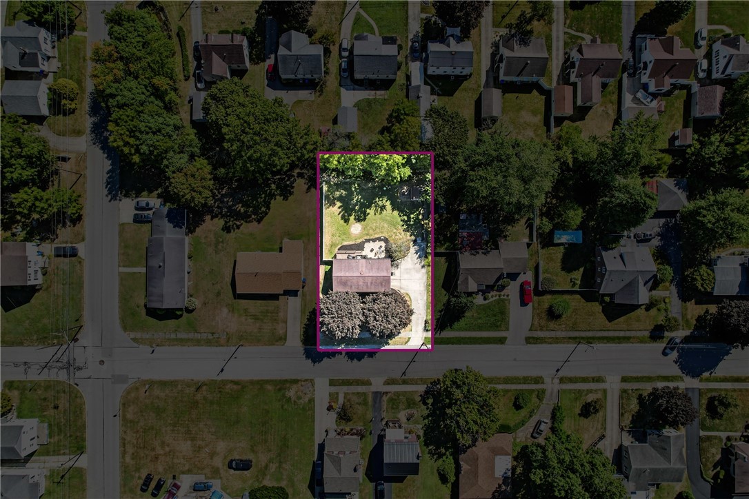 Sharon, Pennsylvania 16146, United States, 4 Bedrooms Bedrooms, ,2 BathroomsBathrooms,Residential,Contingent,204095