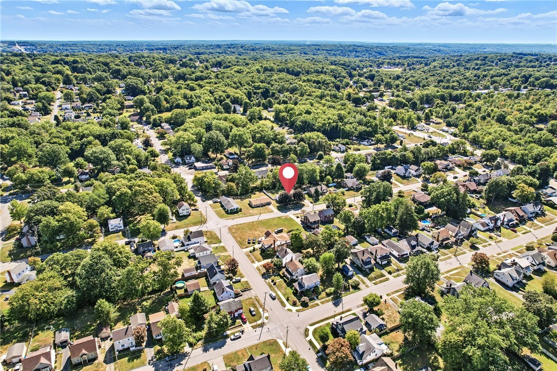 Sharon, Pennsylvania 16146, United States, 4 Bedrooms Bedrooms, ,2 BathroomsBathrooms,Residential,Contingent,204095