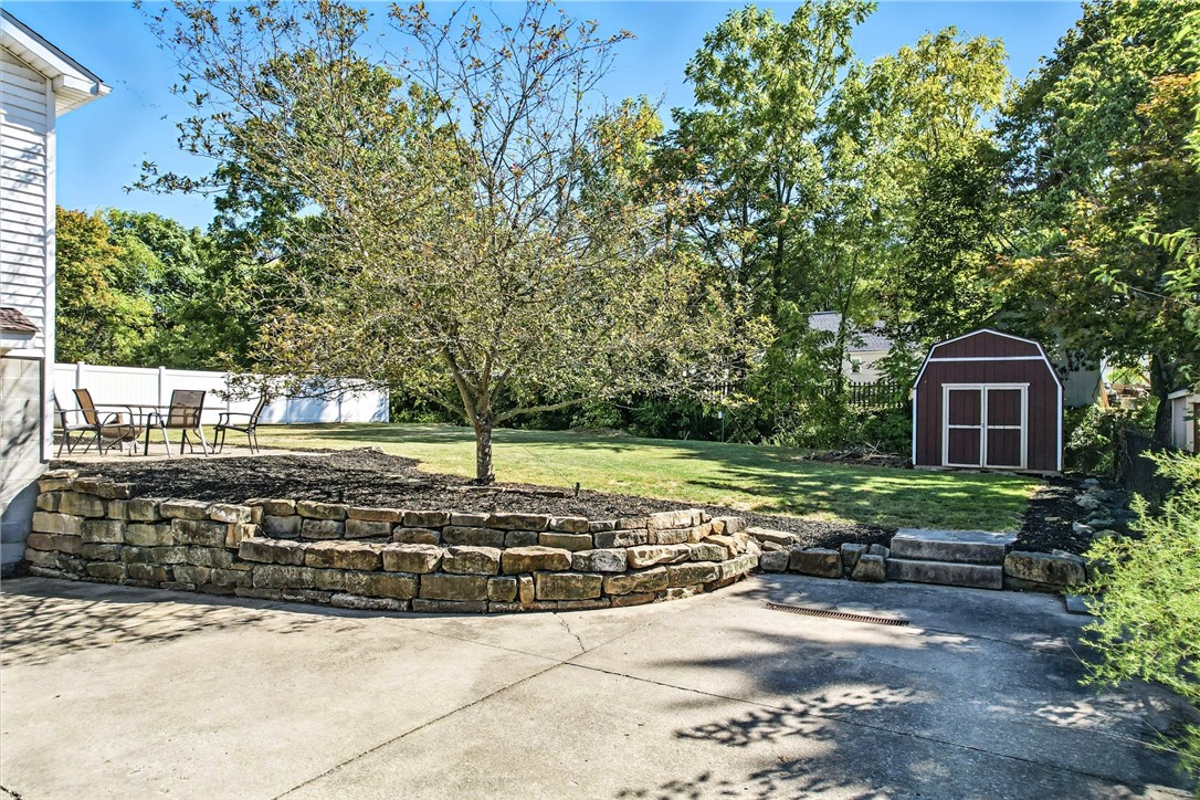 Sharon, Pennsylvania 16146, United States, 4 Bedrooms Bedrooms, ,2 BathroomsBathrooms,Residential,Contingent,204095