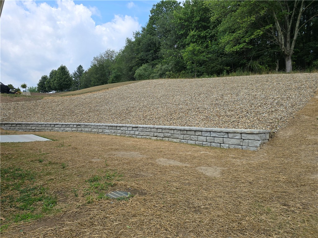 Connoquenessing Twp, Pennsylvania 16053, United States, 3 Bedrooms Bedrooms, ,3 BathroomsBathrooms,Residential,Contingent,51152