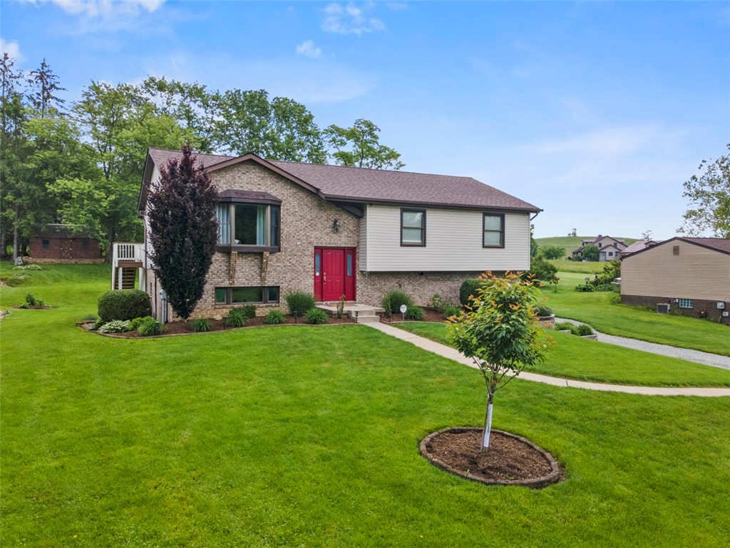 17 Victoria Drive Dr, Finleyville, Pennsylvania image 4