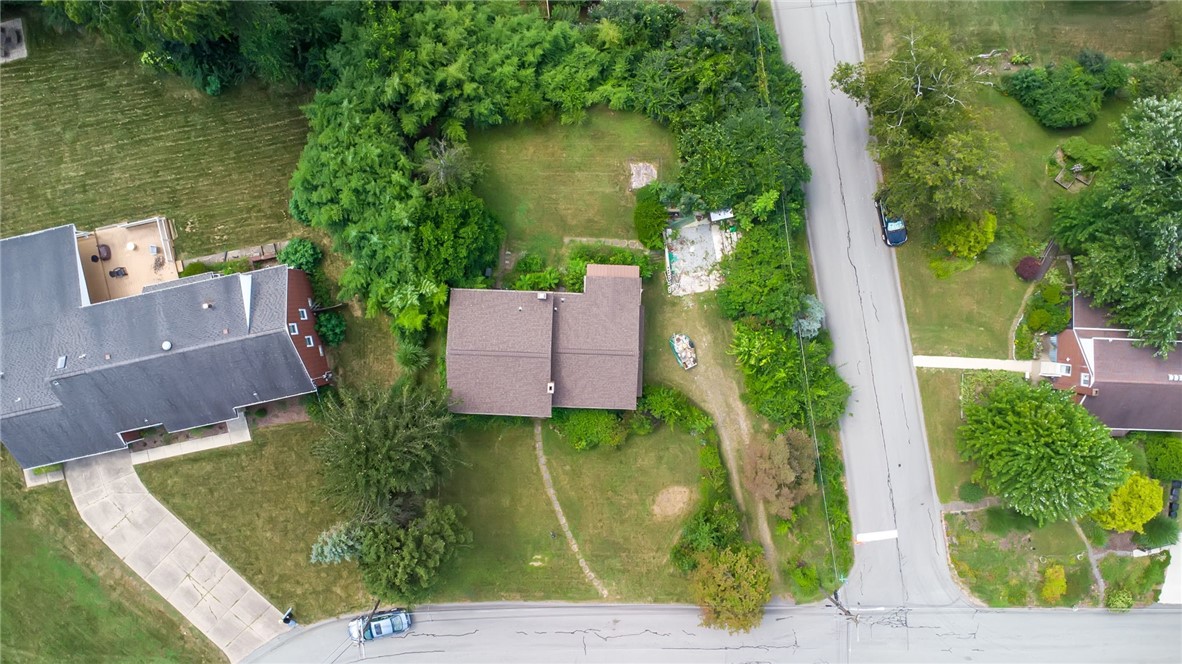 471 Colonial Dr