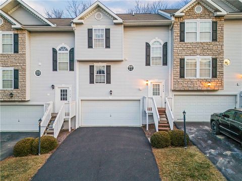 Photo of 2118 Shawnee Dr, Washington, PA 15301 (MLS # 1738134)
