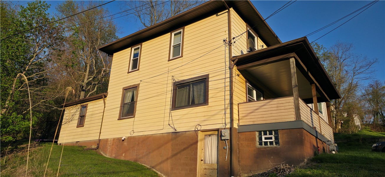 1017 Virginia St St, Jeannette, Pennsylvania image 3