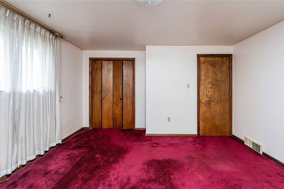 New Stanton, Pennsylvania 15672, United States, 3 Bedrooms Bedrooms, ,2 BathroomsBathrooms,Residential,Active,240191