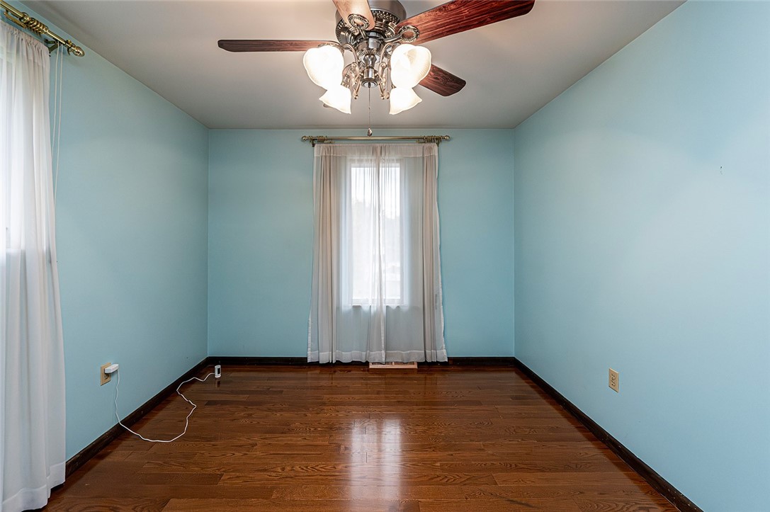 New Stanton, Pennsylvania 15672, United States, 3 Bedrooms Bedrooms, ,2 BathroomsBathrooms,Residential,Active,240191