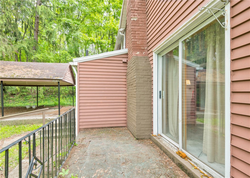 2555 Cole Rd