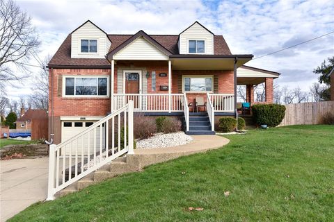 Photo of 4721 Lolly Dr, Monroeville, PA 15146 (MLS # 1745771)