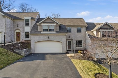 302 Parkview Drive Pleasant Hills PA 15236