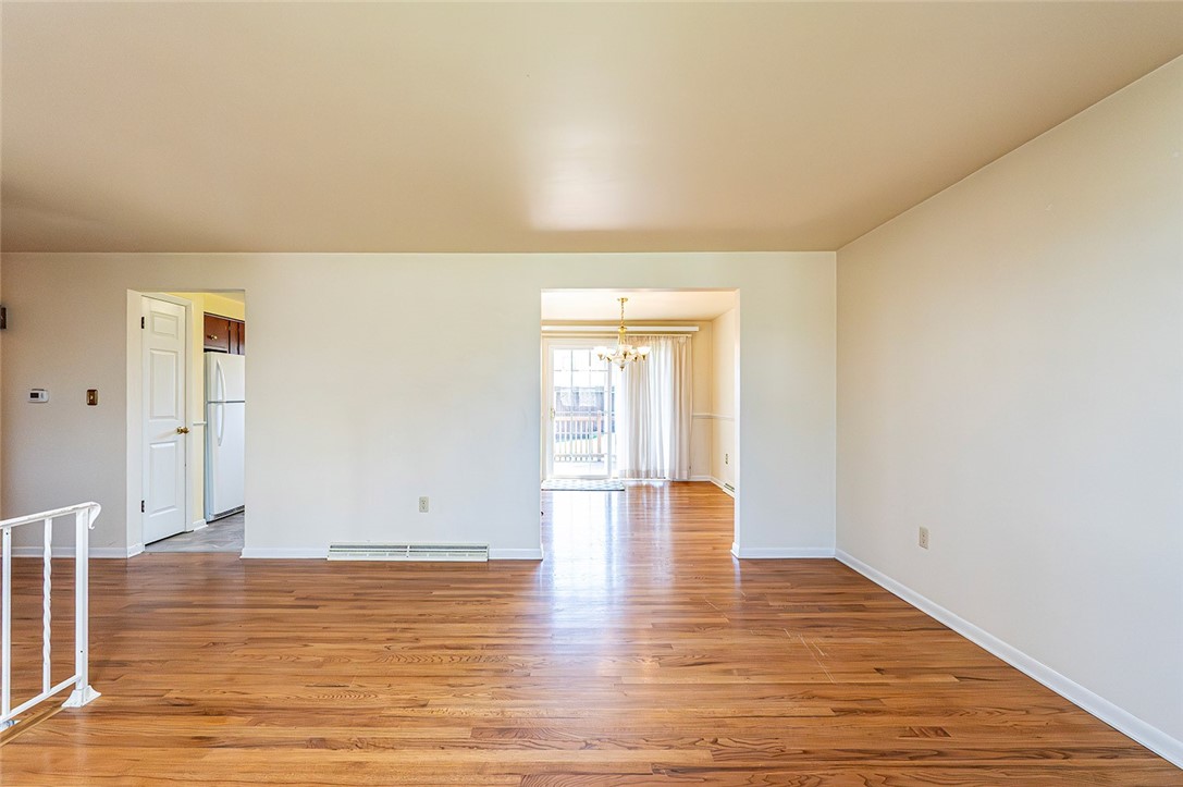 Hempfield Twp - Wml, Pennsylvania 15672, United States, 3 Bedrooms Bedrooms, ,2 BathroomsBathrooms,Residential,Active,112399