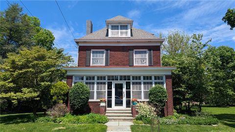 404 Reel Ave Ross Twp PA 15229