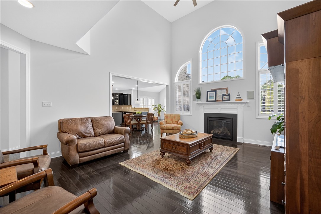 North Strabane, Pennsylvania 15317, United States, 4 Bedrooms Bedrooms, ,3 BathroomsBathrooms,Residential,Contingent,154217