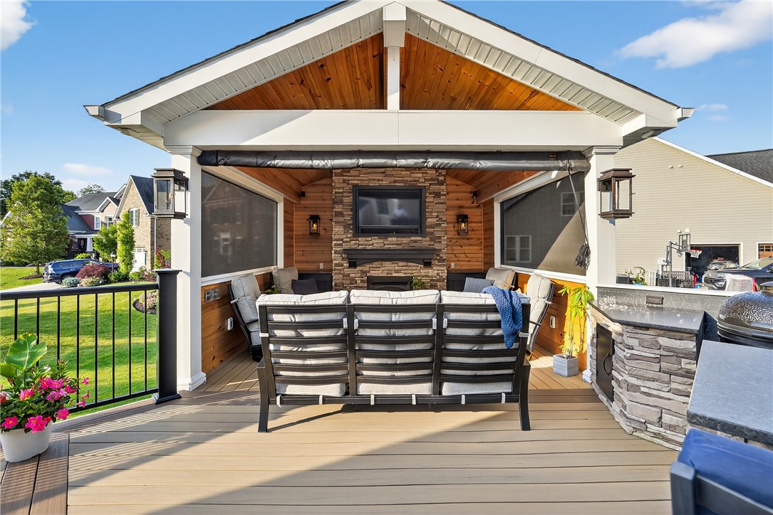 North Strabane, Pennsylvania 15317, United States, 4 Bedrooms Bedrooms, ,3 BathroomsBathrooms,Residential,Contingent,154217